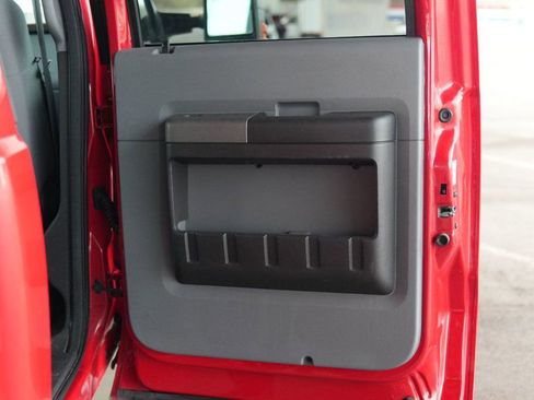 Used 2011 Ford F250 XLT w/ XLT Interior Pkg image 13