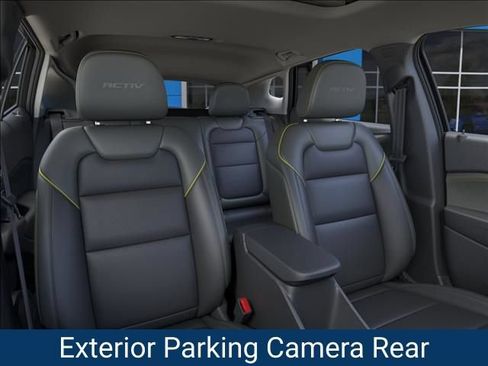 New 2026 Chevrolet Trax ACTIV w/ Sunroof Package FWD image 18