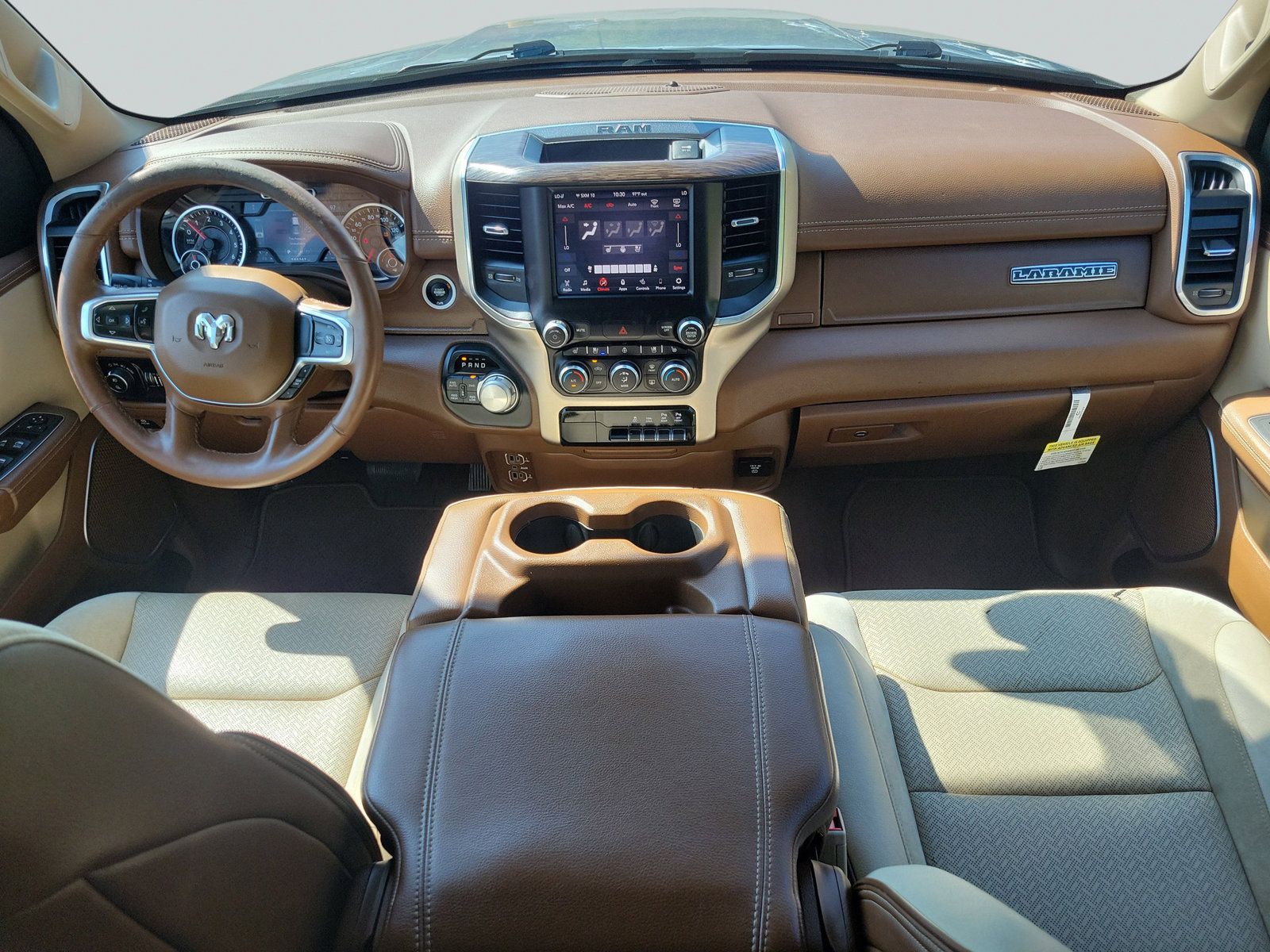 Used 2019 RAM 1500 Laramie AWD/4WD image 10