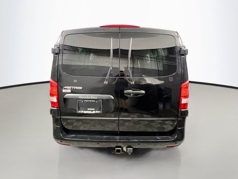 Used 2018 Mercedes-Benz Metris Passenger image 6
