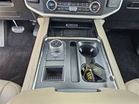 Used 2022 Ford Expedition Max XLT RWD image 59