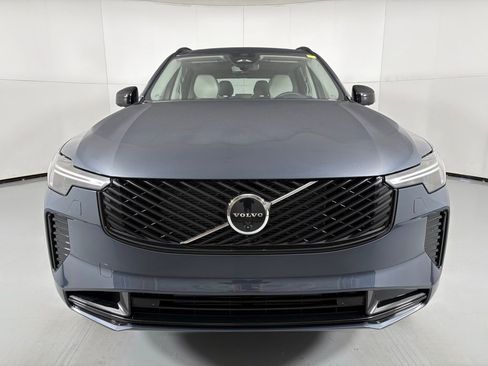 New 2026 Volvo XC90 T8 Ultra w/ Protection Package image 3