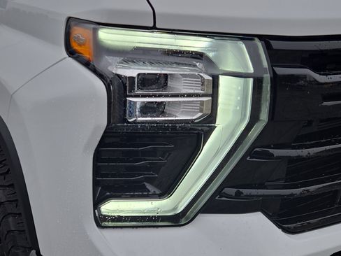 New 2026 Chevrolet Silverado 2500 LT w/ Trail Boss Package image 19