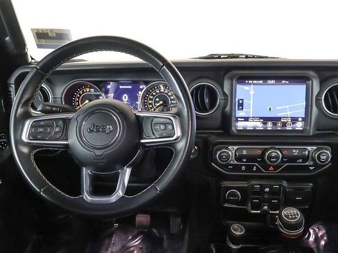 Used 2021 Jeep Wrangler Unlimited Sahara w/ Uconnect 4C Nav & Sound Group image 26