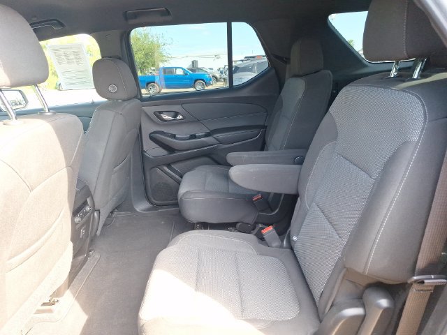 Used 2023 Chevrolet Traverse LT FWD image 14