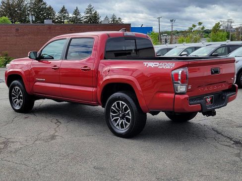 Used 2020 Toyota Tacoma 4x4 Double Cab image 8