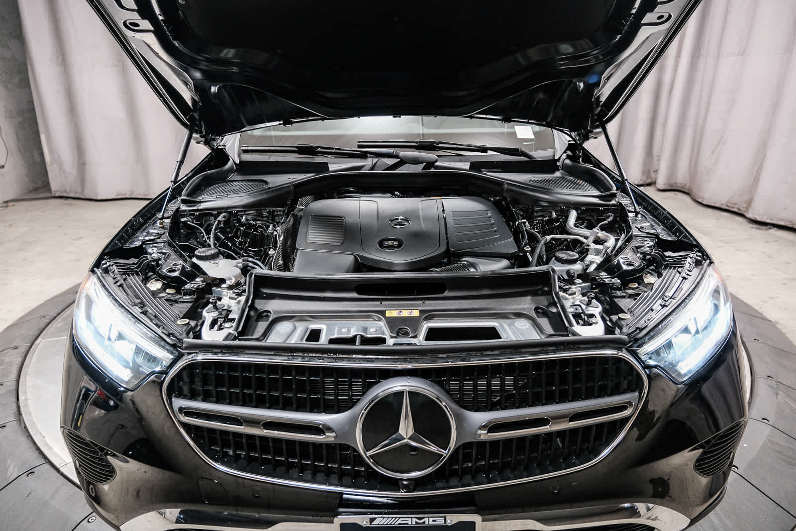 Certified 2024 Mercedes-Benz GLC 300 4MATIC image 33