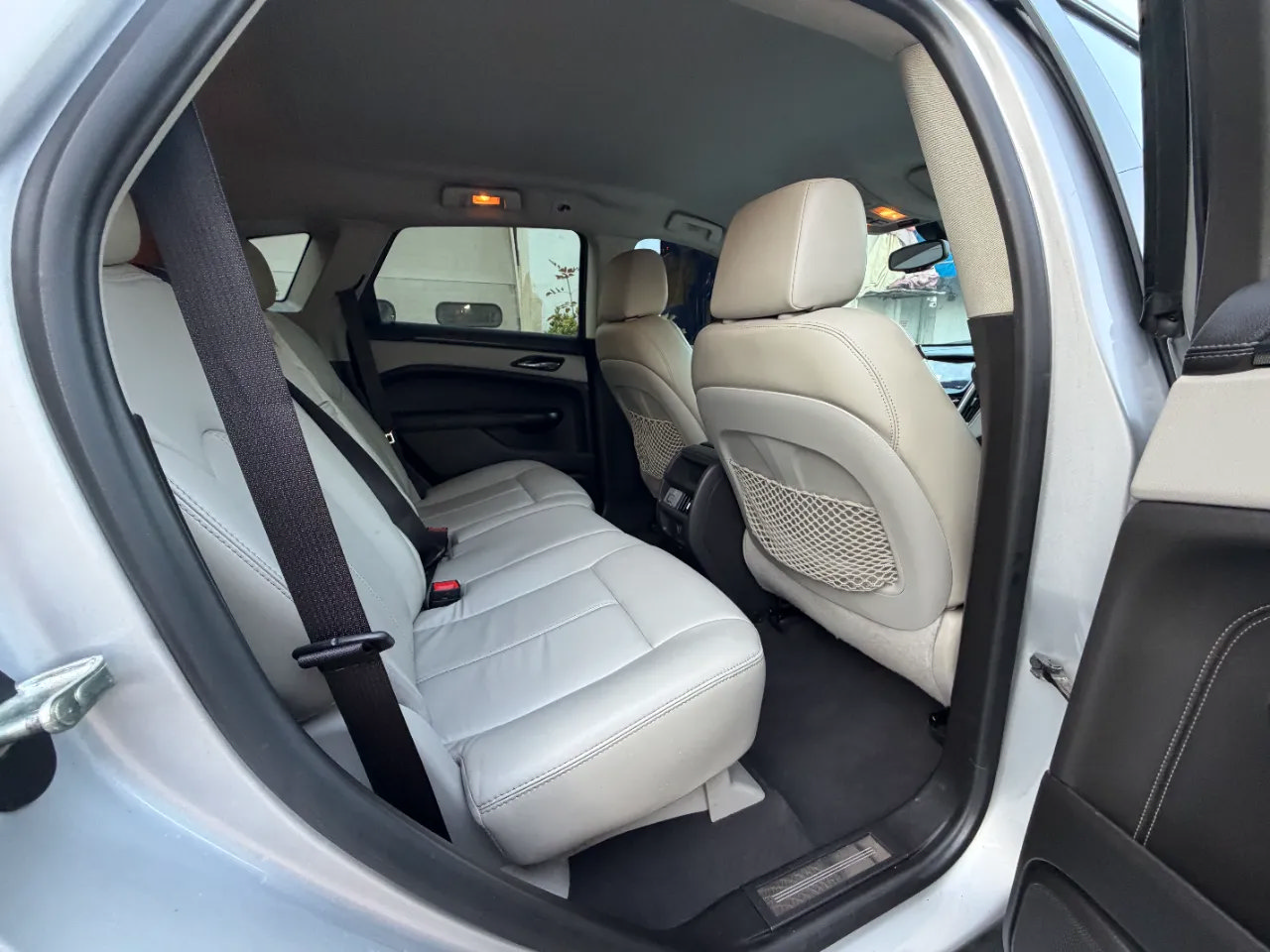 Used 2014 Cadillac SRX FWD image 29