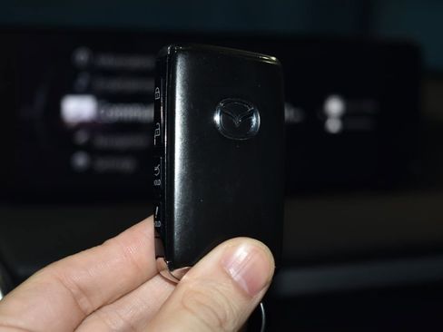 Used 2024 MAZDA CX-50 AWD 2.5 S w/ Cargo Package image 17