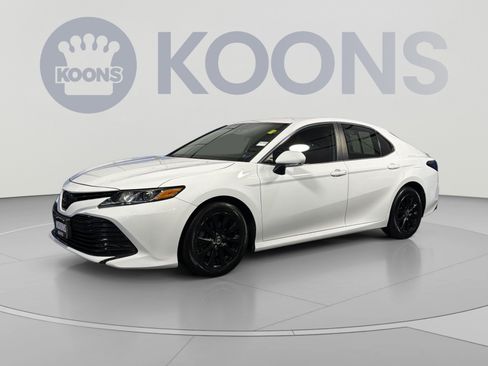 Used 2020 Toyota Camry LE w/ Convenience Package AWD/4WD image 1
