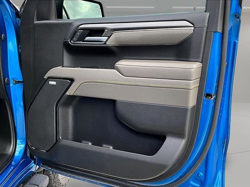 Used 2022 Chevrolet Silverado 1500 ZR2 w/ Technology Package image 29