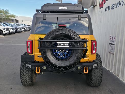 Used 2022 Ford Bronco Wildtrak image 14