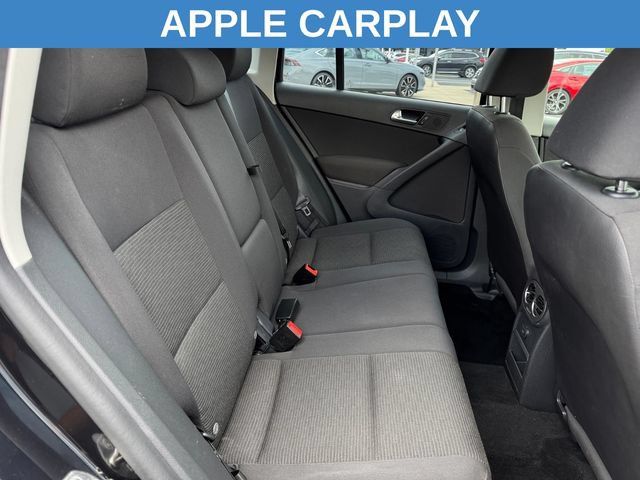 Used 2018 Volkswagen Tiguan Limited w/ Premium Package AWD/4WD image 10