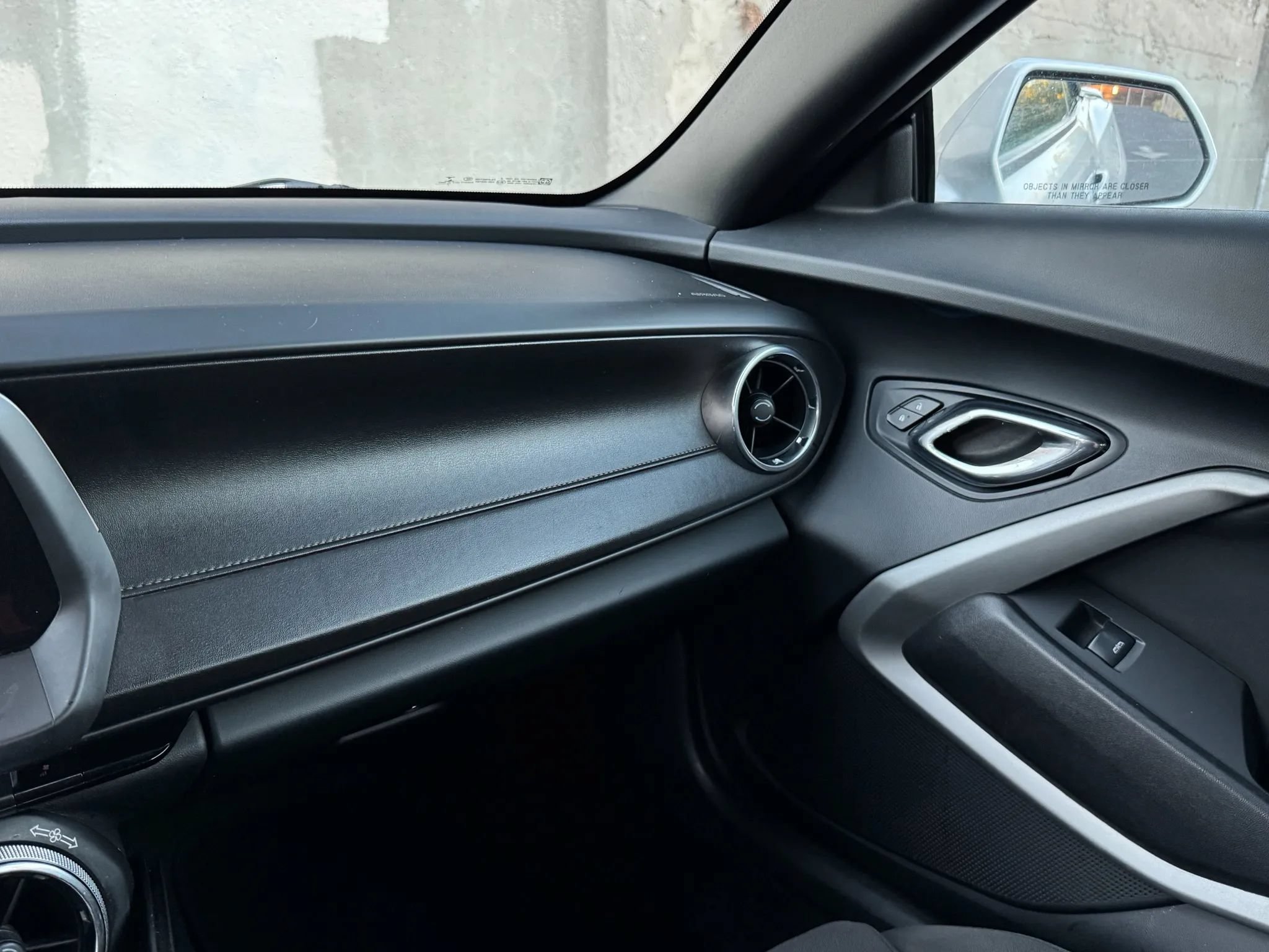 Used 2017 Chevrolet Camaro SS RWD image 26