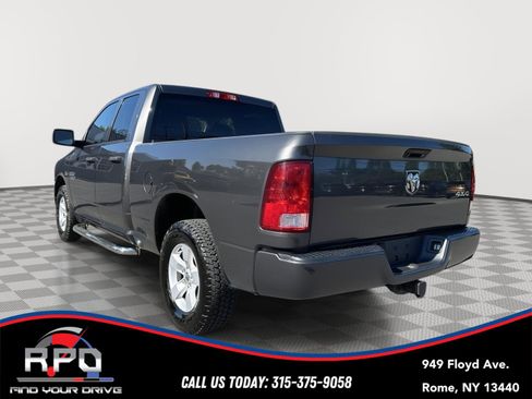 Used 2018 RAM 1500 Express AWD/4WD image 3