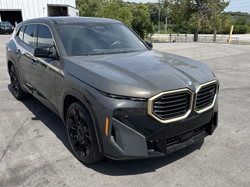Used 2025 BMW XM AWD/4WD image 2