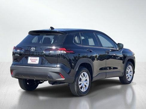 Used 2026 Toyota Corolla Cross L image 5