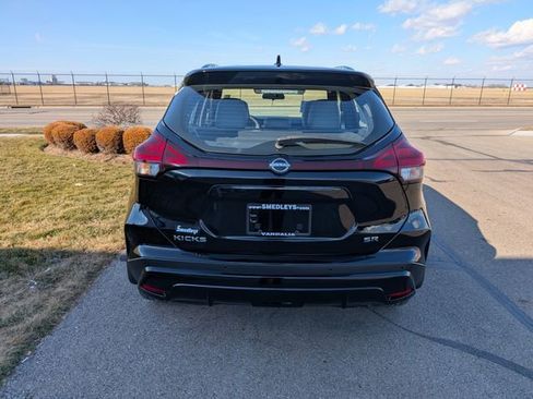 Used 2024 Nissan Kicks SR w/ SR Premium Package image 8