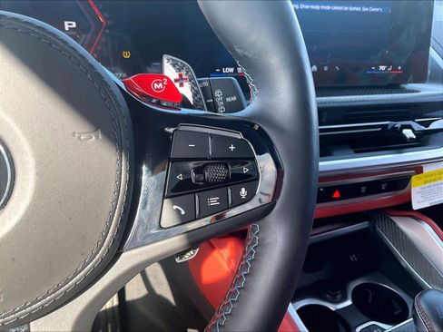 Used 2025 BMW XM image 21