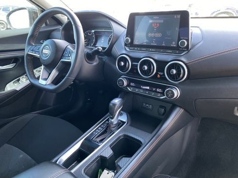 Used 2020 Nissan Sentra SR w/ Electronics Package FWD image 12