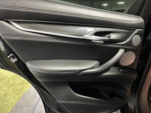 Used 2015 BMW X6 M AWD/4WD image 18