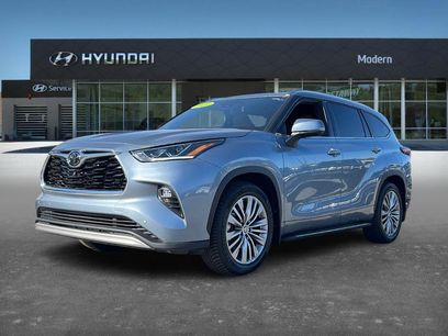 Used 2021 Toyota Highlander Platinum