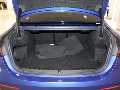 Certified 2024 BMW 430i Coupe w/ M Sport Package image 7