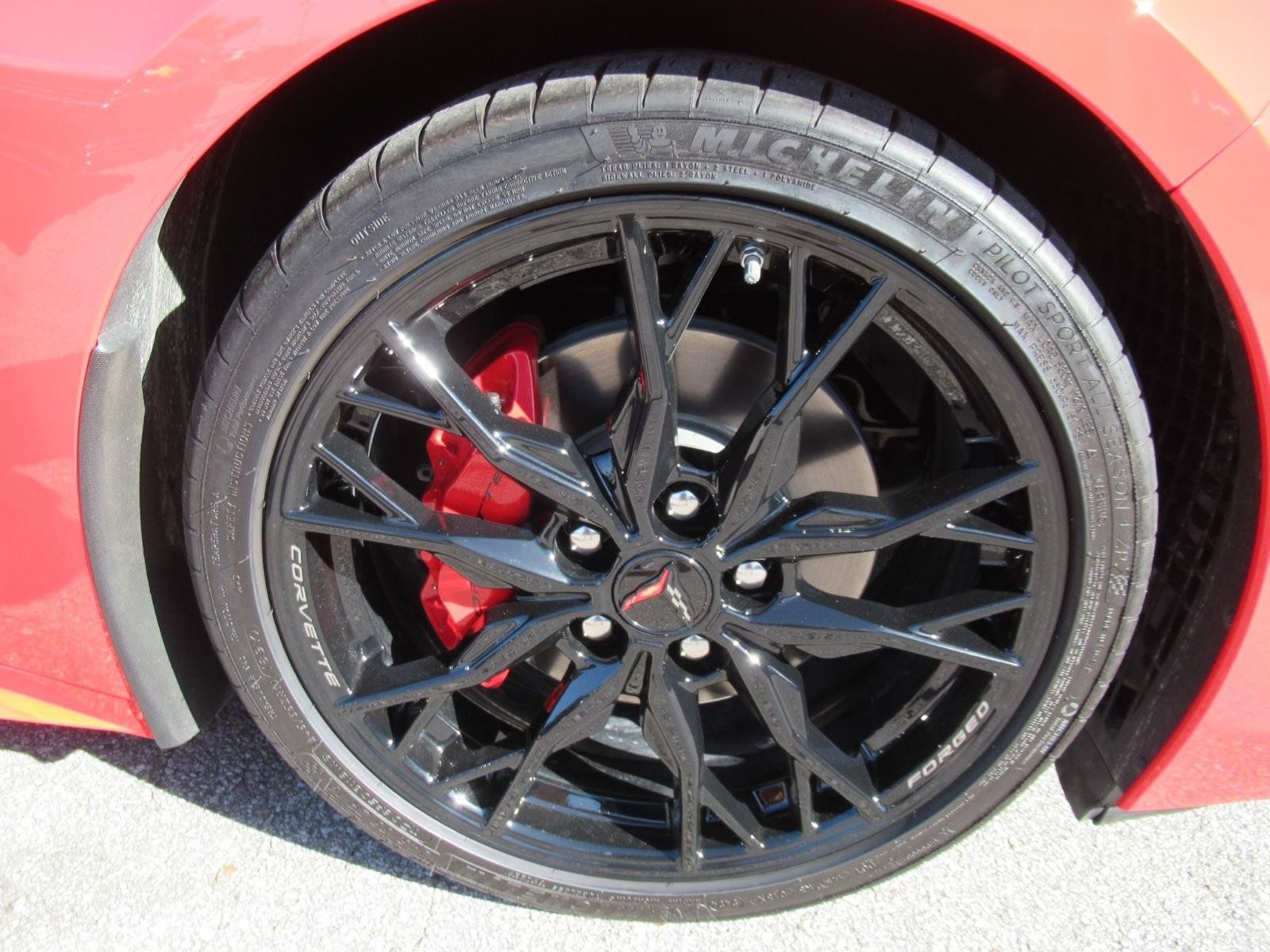 Used 2024 Chevrolet Corvette Stingray Preferred Cpe w/ Stealth Interior Trim Package RWD image 10