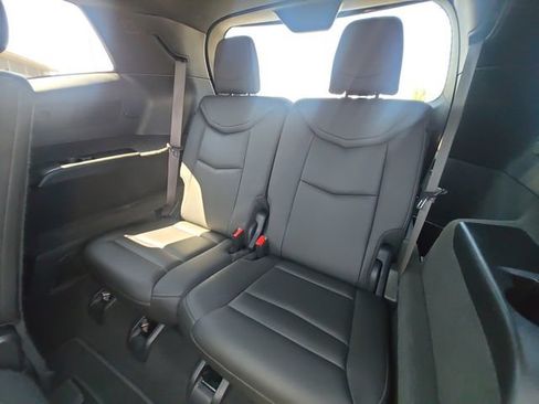 Used 2020 Cadillac XT6 Premium Luxury AWD/4WD image 16