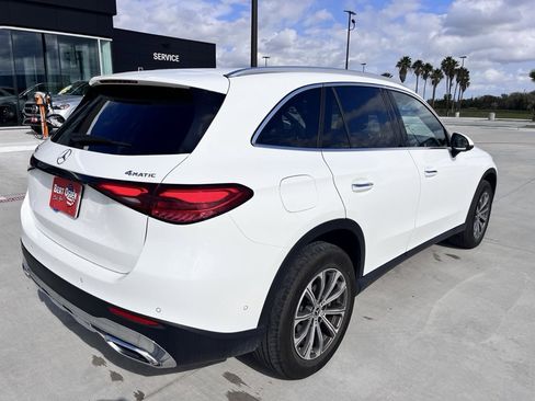 Used 2024 Mercedes-Benz GLC 300 4MATIC image 8