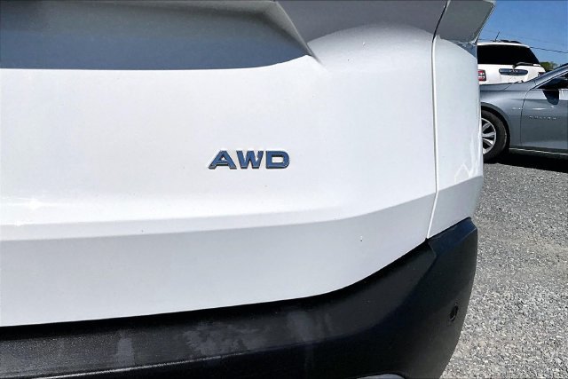 Used 2023 Nissan Rogue S AWD/4WD image 23