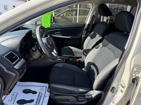 Used 2016 Subaru Crosstrek 2.0i Premium AWD/4WD image 10