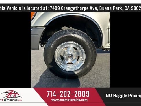 Used 2000 Toyota Tacoma Short Bed image 34