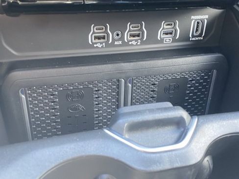 New 2026 RAM 1500 Laramie w/ Night Edition image 23