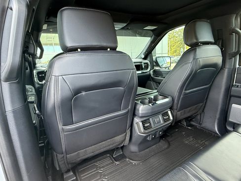 Used 2025 Ford F150 Lariat w/ Equipment Group 501A Mid image 16