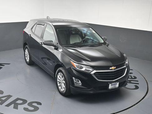 Used 2020 Chevrolet Equinox LS w/ LS Convenience Package AWD/4WD image 29
