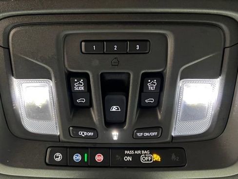 Used 2024 GMC Sierra 1500 AT4 w/ Technology Package image 43