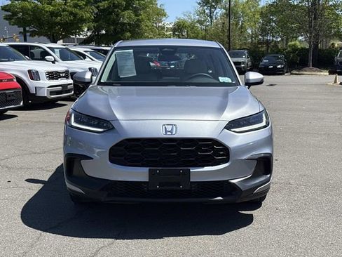 Used 2023 Honda HR-V LX image 6