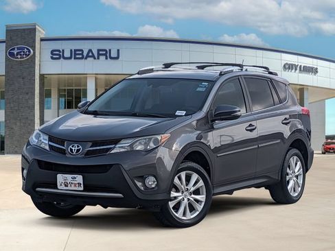 Used 2015 Toyota RAV4 Limited w/ Technology Package FWD image 1
