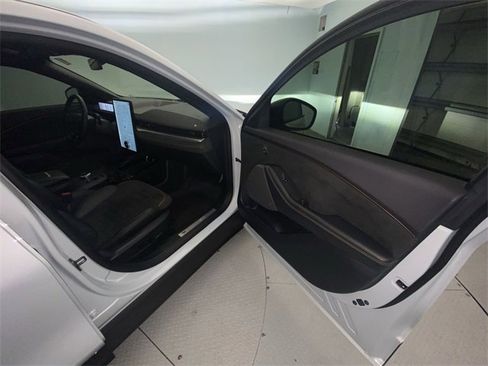 Used 2022 Ford Mustang Mach-E GT image 25