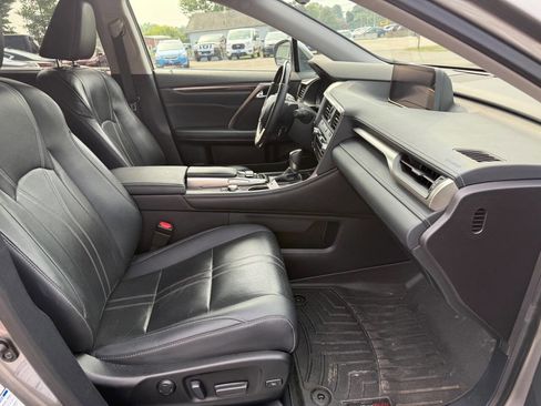 Used 2017 Lexus RX 450h AWD image 16