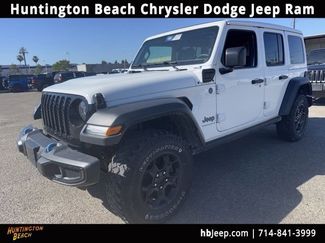 Used 2023 Jeep Wrangler Unlimited w/ Sun & Screen Package AWD/4WD video 1