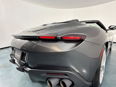 Used 2025 Ferrari Roma Spider RWD image 60