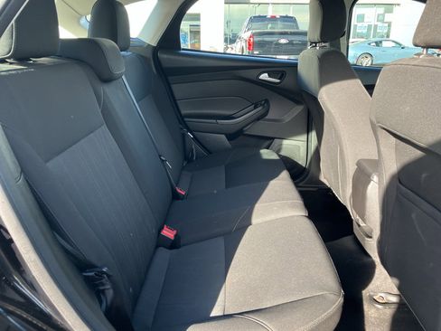 Used 2018 Ford Focus SE image 33