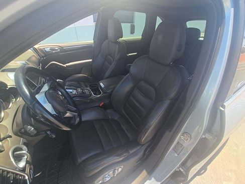 Used 2016 Porsche Cayenne S AWD/4WD image 8
