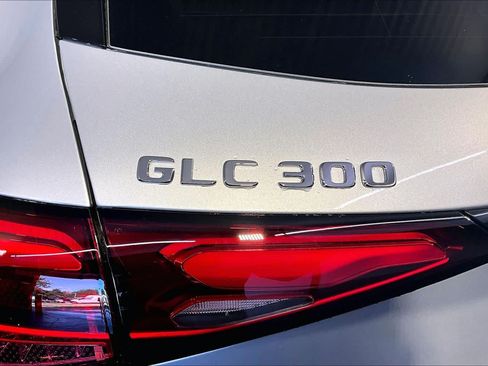New 2026 Mercedes-Benz GLC 300 4MATIC image 6