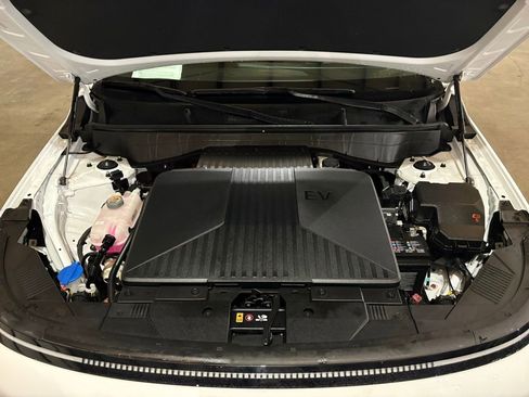 Used 2024 Hyundai Kona SEL image 13