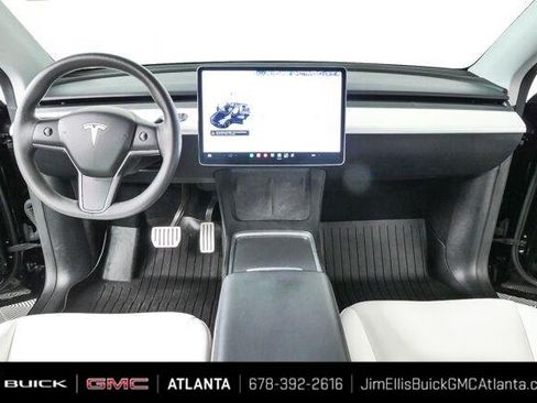 Used 2024 Tesla Model Y Performance AWD/4WD image 17