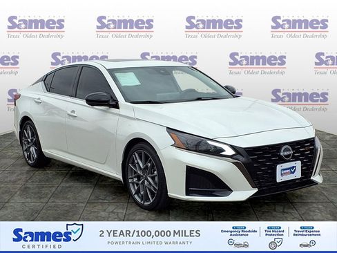 Used 2024 Nissan Altima 2.0 SR image 1