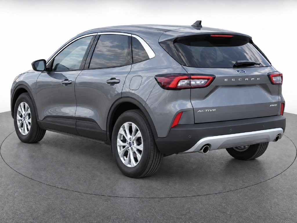 Used 2023 Ford Escape Active w/ Tech Pack #2 AWD/4WD image 4